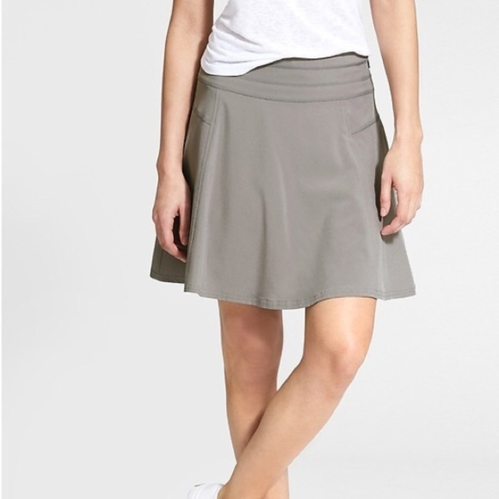 Athleta all day gray tennis skort shorts lining